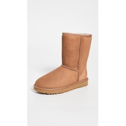 UGG Classic Short II 1016223 | Design Minimaliste